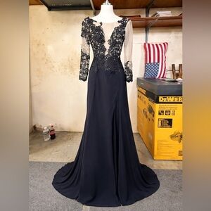 Elegant Black Lace Appliqué Evening Gown